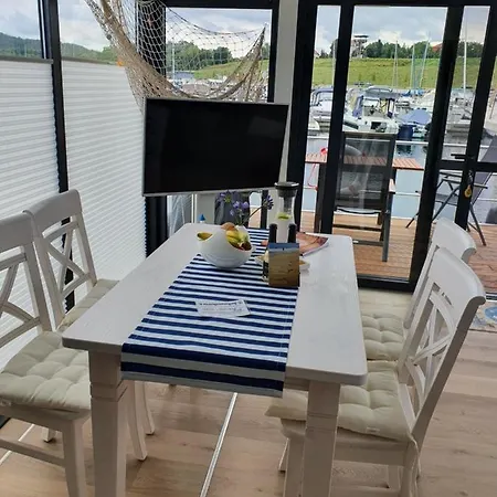 Πλωτό κατάλυμα Hausboot Casa Di *