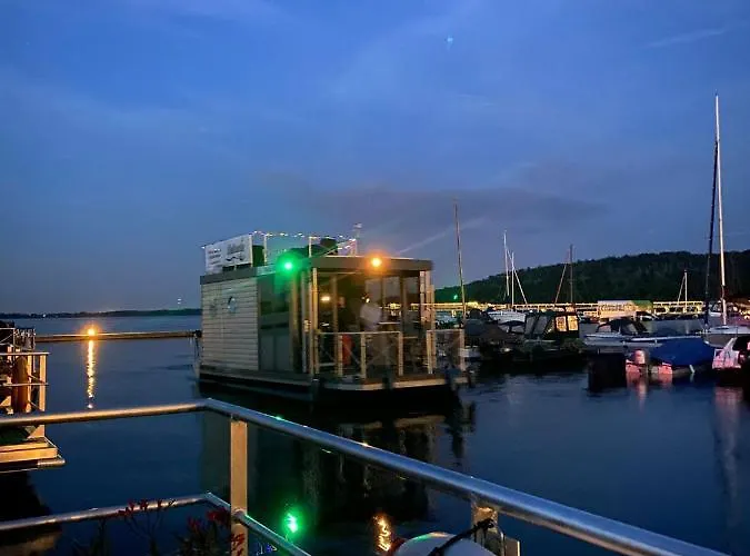 Ботель Hausboot Casa Di *